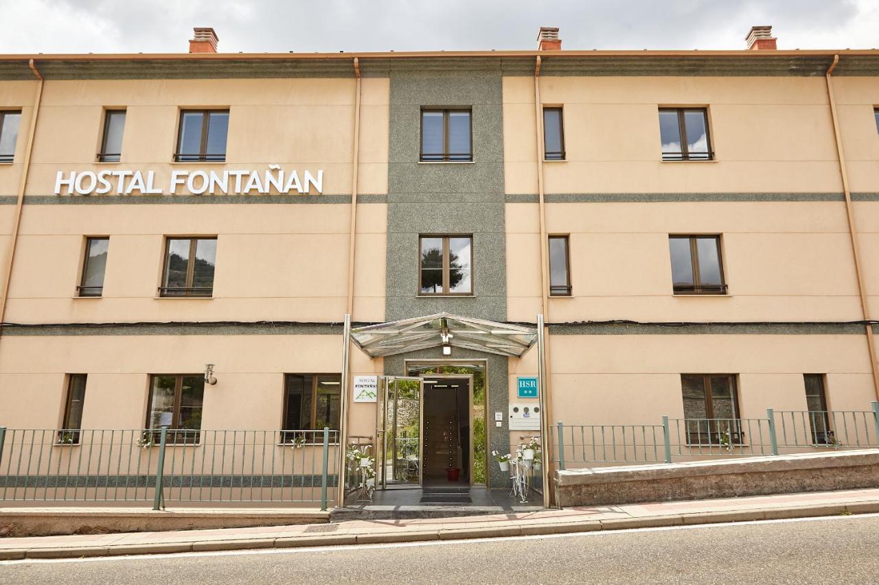Hostal Fontanan La Pola de Gordon Exterior photo
